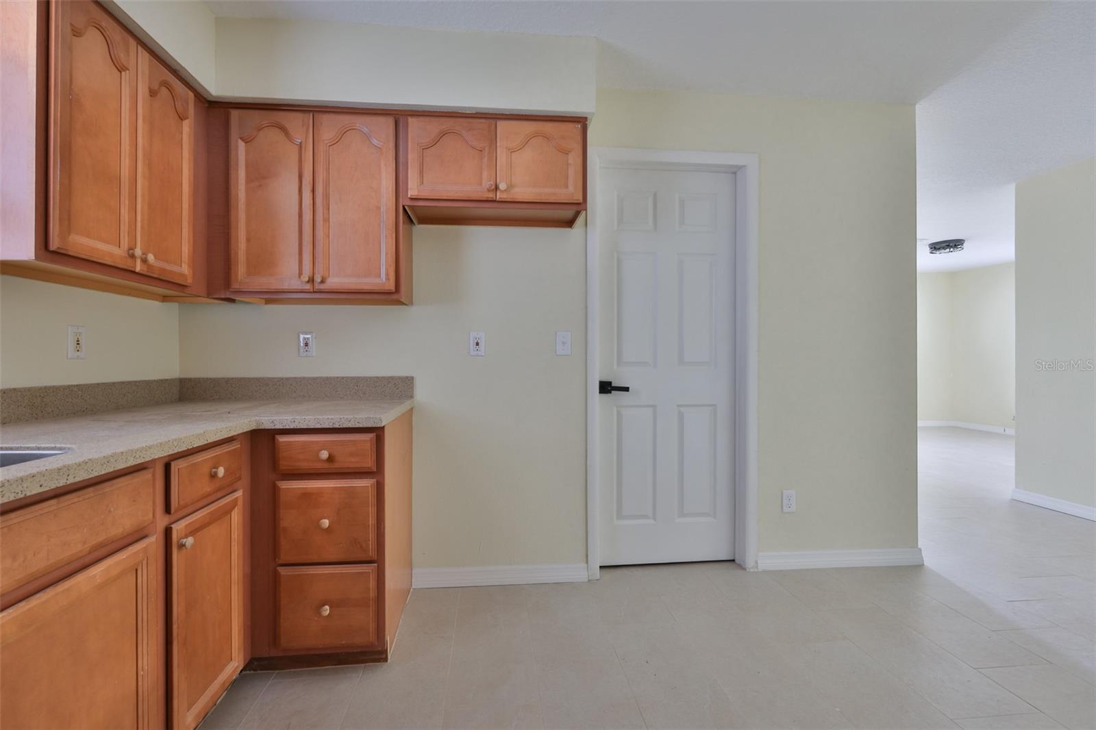 Image 12 of 16 For 4621 16th Avenue S