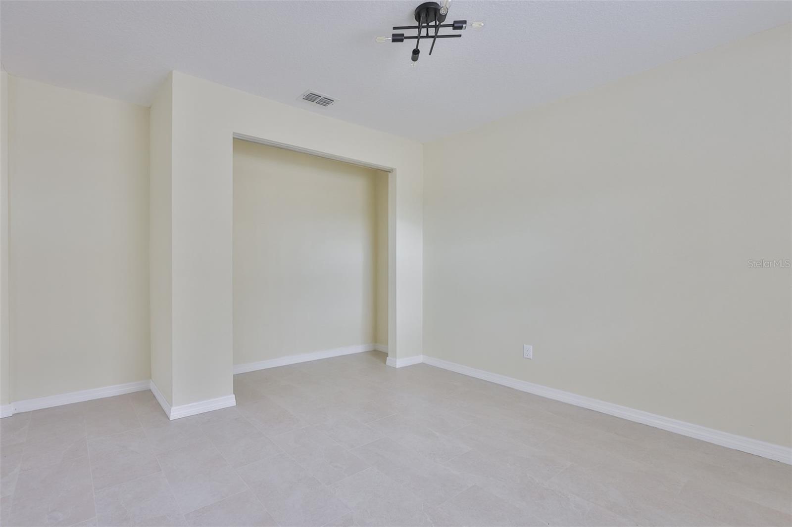 Image 14 of 16 For 4621 16th Avenue S