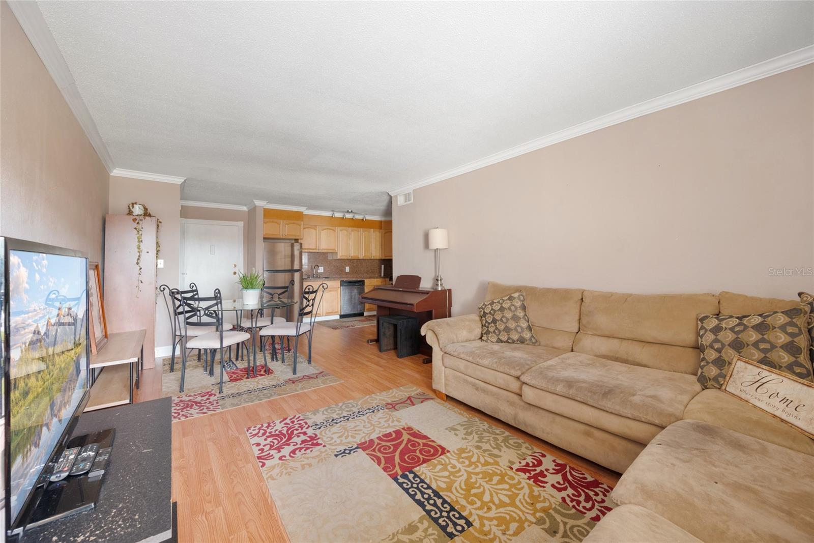 Image 8 of 24 For 10365 Paradise Boulevard 22