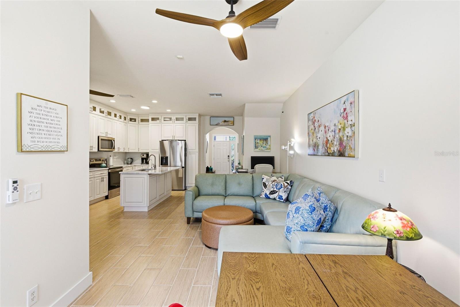 Image 15 of 46 For 541 Black Lion Drive Ne