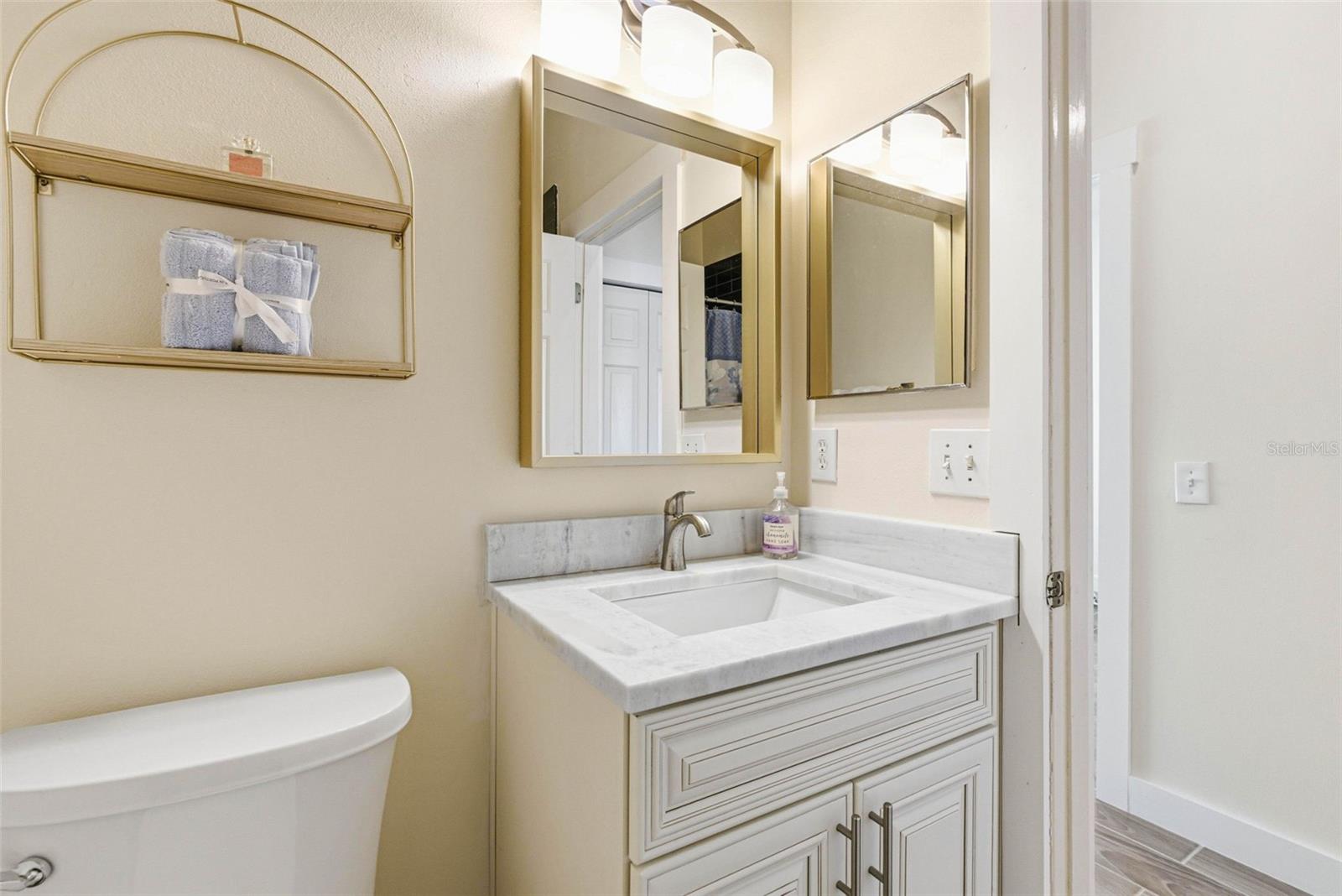 Image 26 of 46 For 541 Black Lion Drive Ne