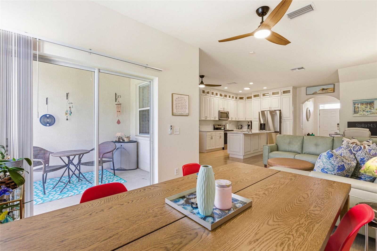 Image 4 of 46 For 541 Black Lion Drive Ne