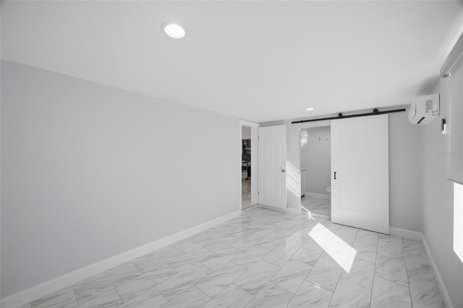 Image 10 of 28 For 7024 Ponderosa Drive