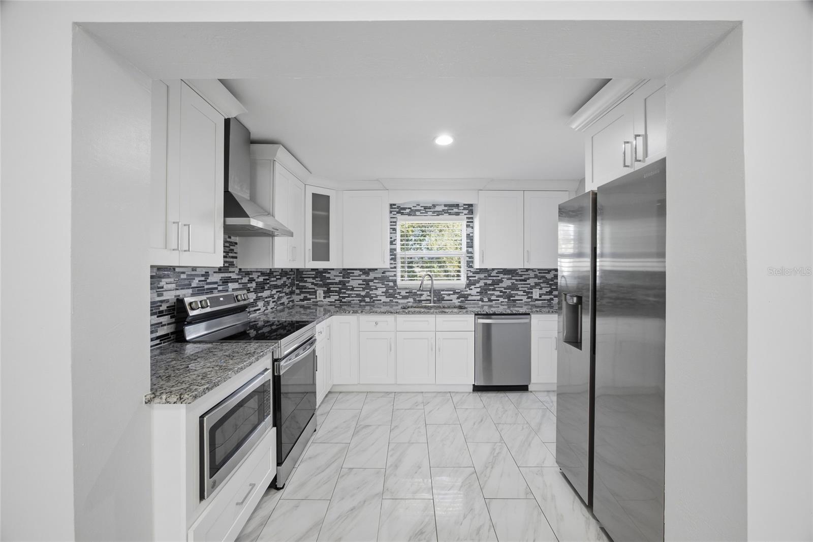 Image 7 of 28 For 7024 Ponderosa Drive