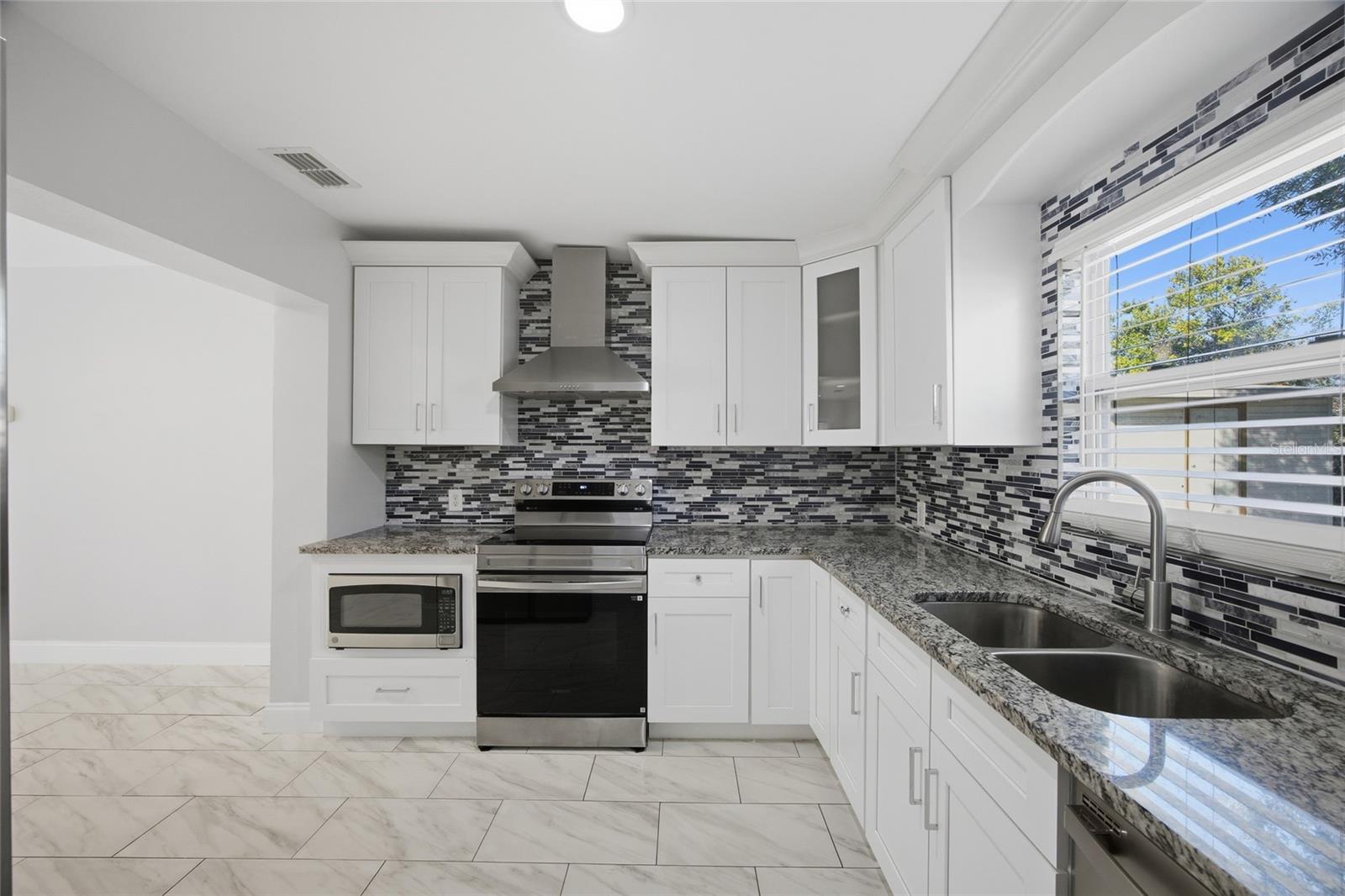 Image 8 of 28 For 7024 Ponderosa Drive