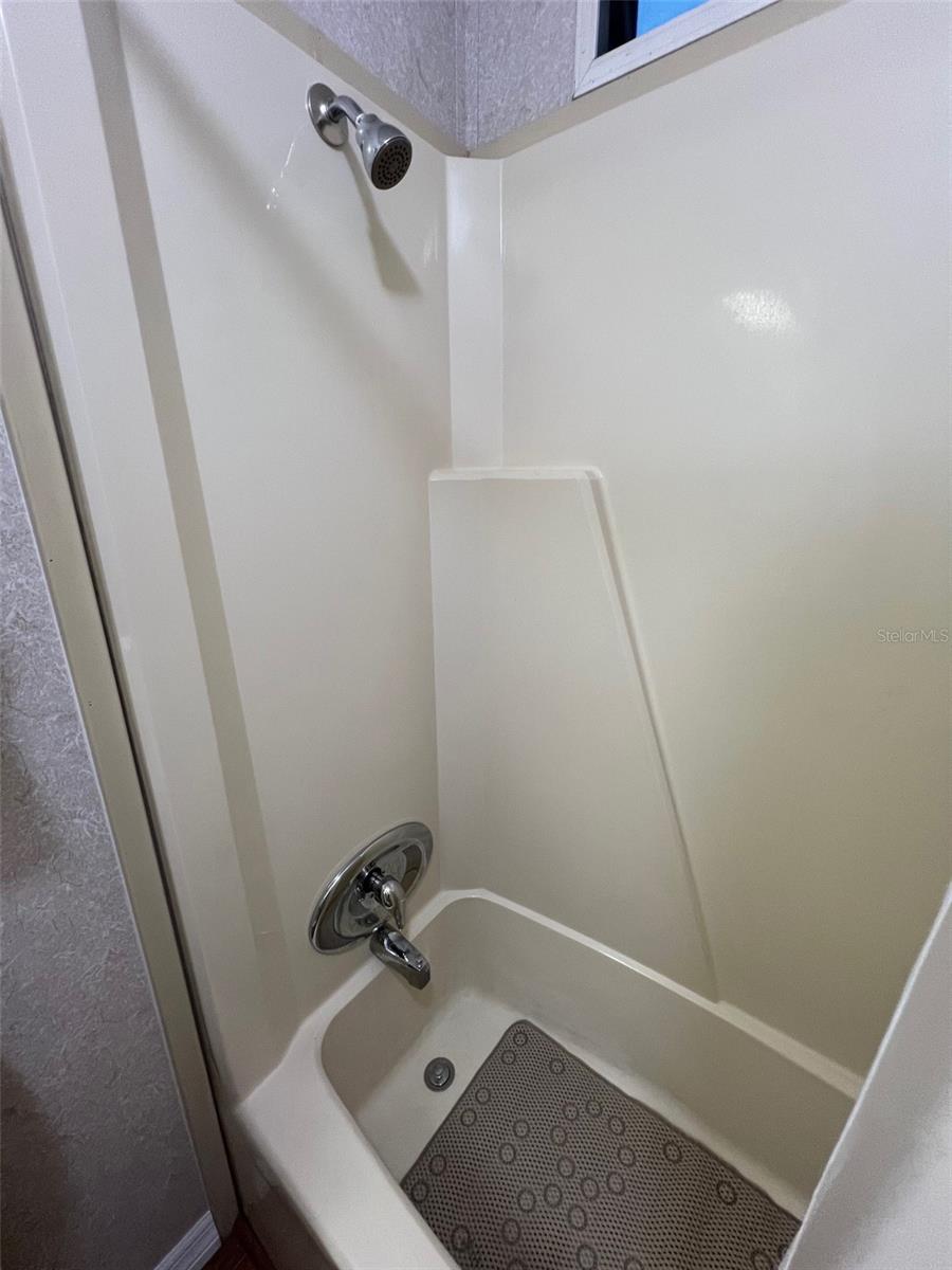 Image 37 of 44 For 1001 Starkey Road 177