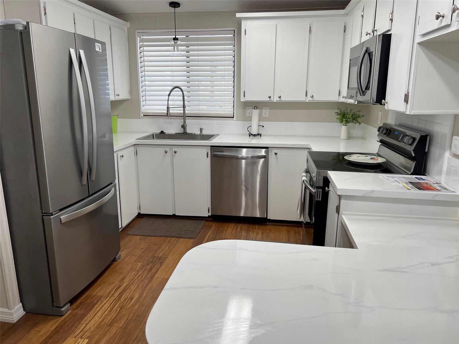 Image 5 of 44 For 1001 Starkey Road 177