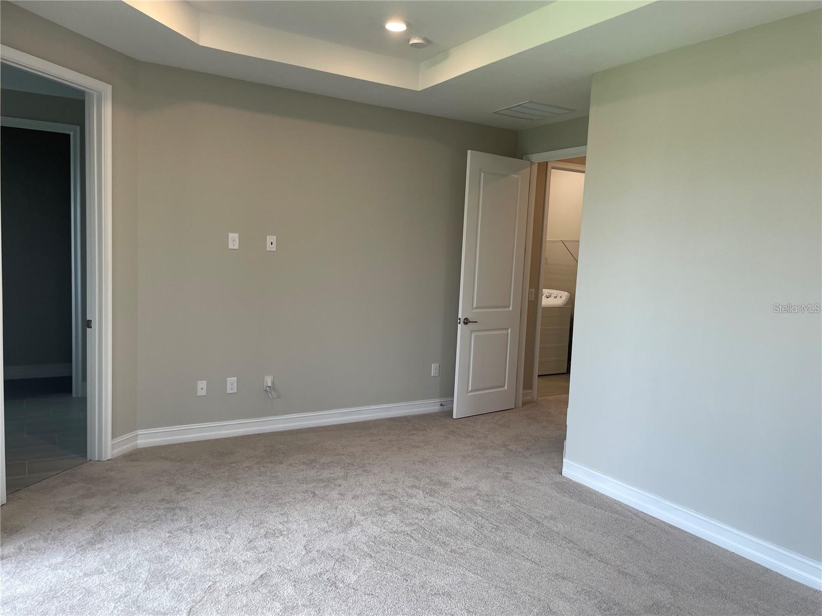 Image 19 of 34 For 4580 Almada Lane