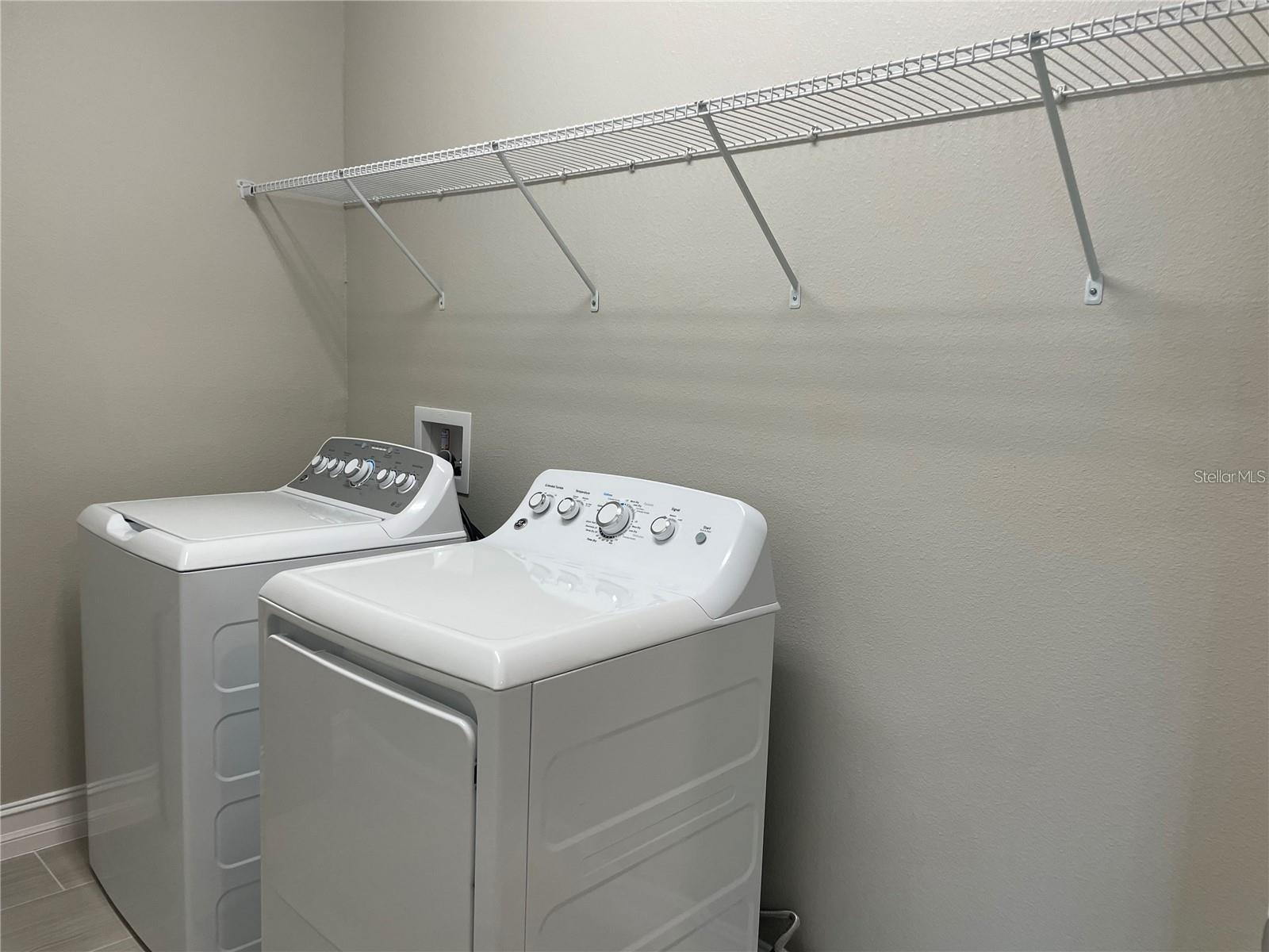 Image 31 of 34 For 4580 Almada Lane