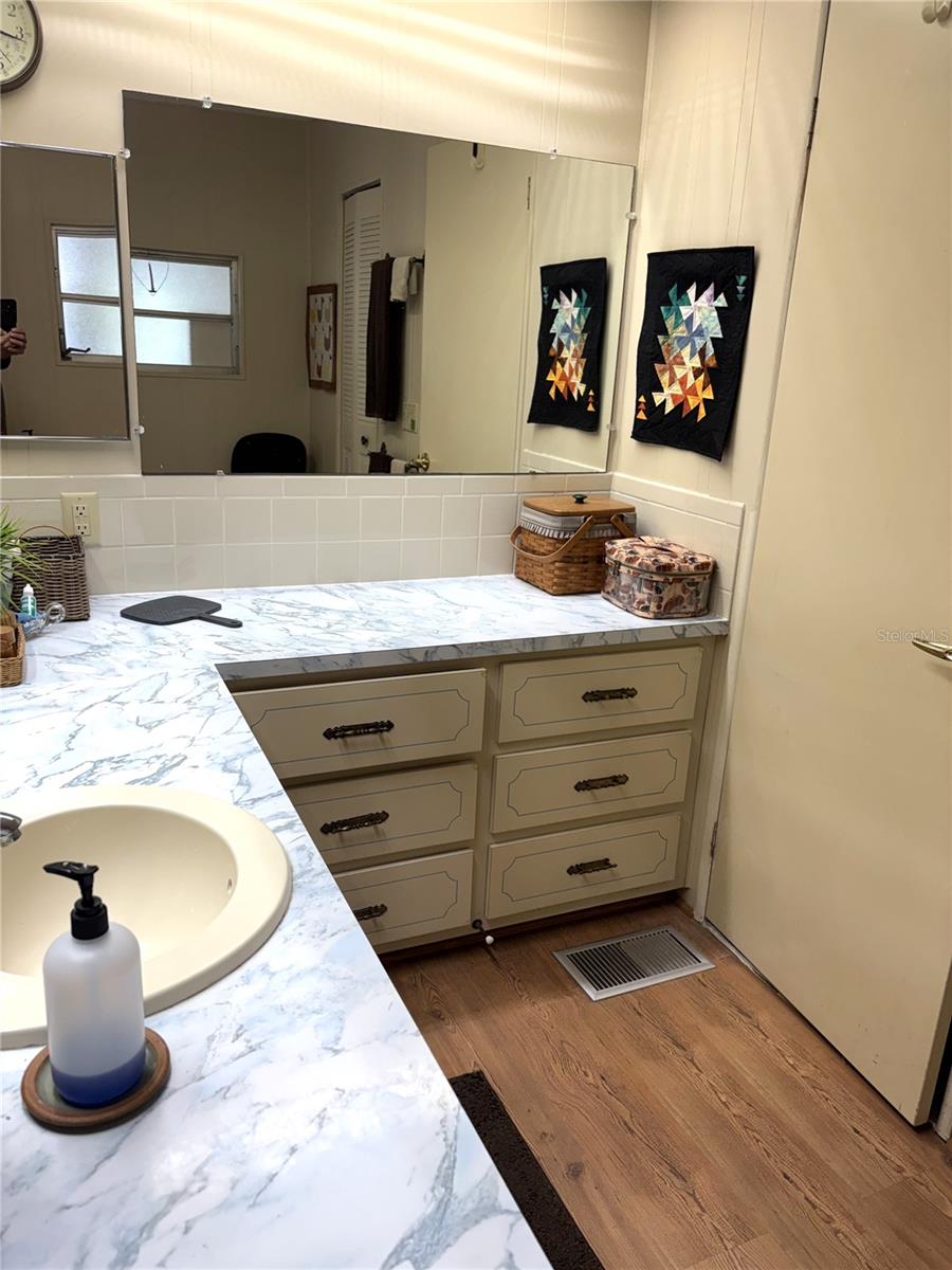 Image 19 of 22 For 29129 Johnston Road 2547