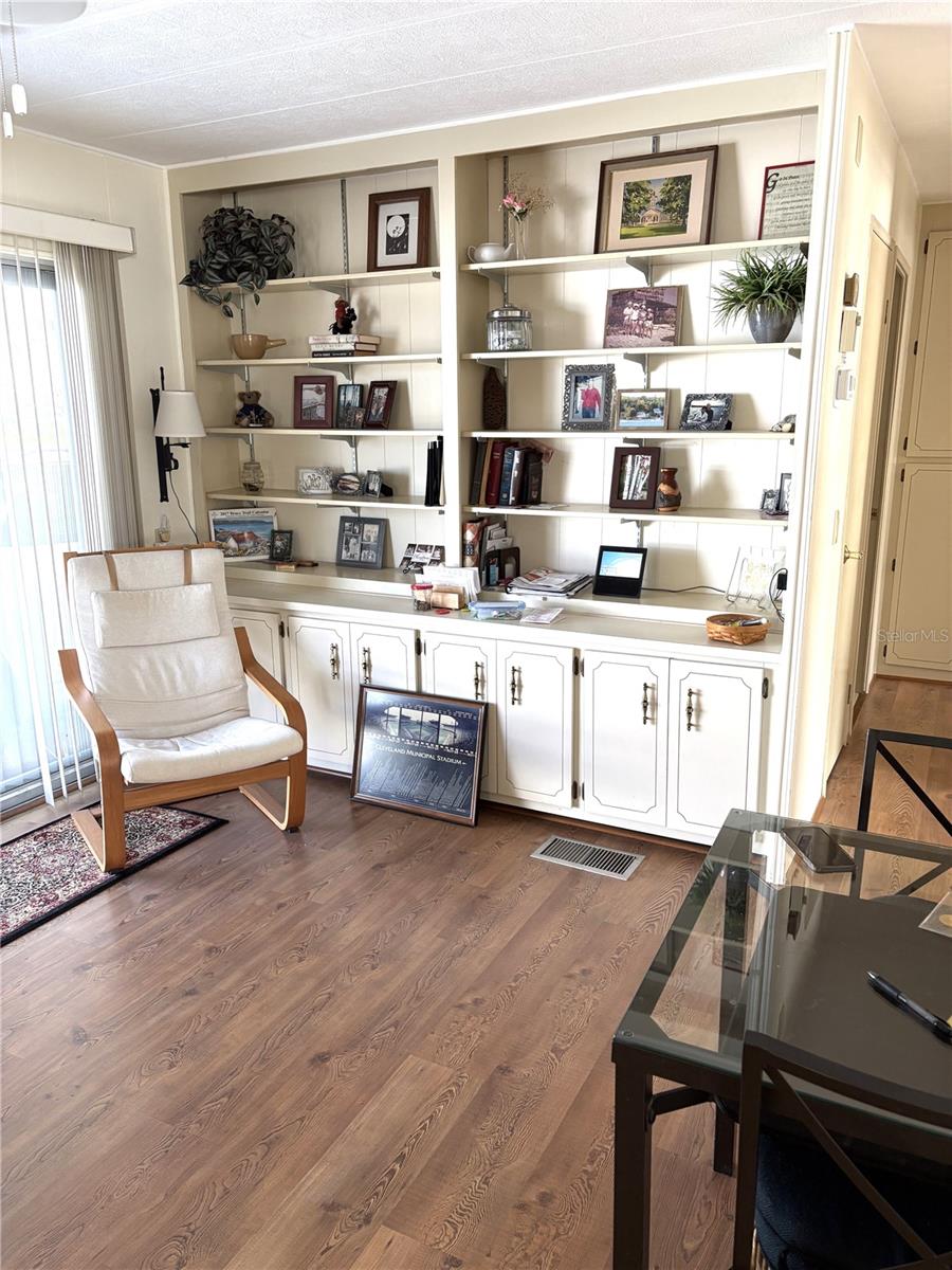 Image 6 of 22 For 29129 Johnston Road 2547