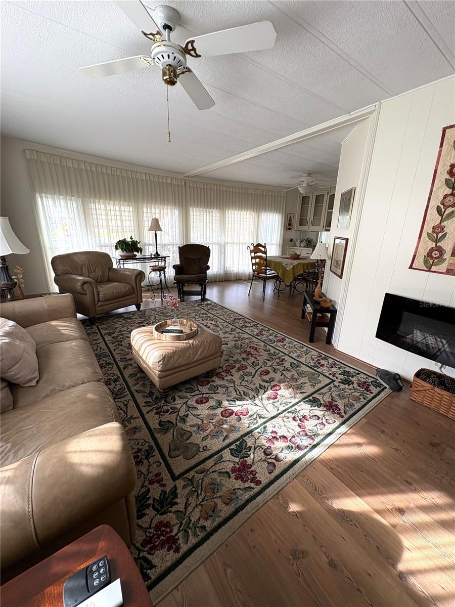 Image 8 of 22 For 29129 Johnston Road 2547