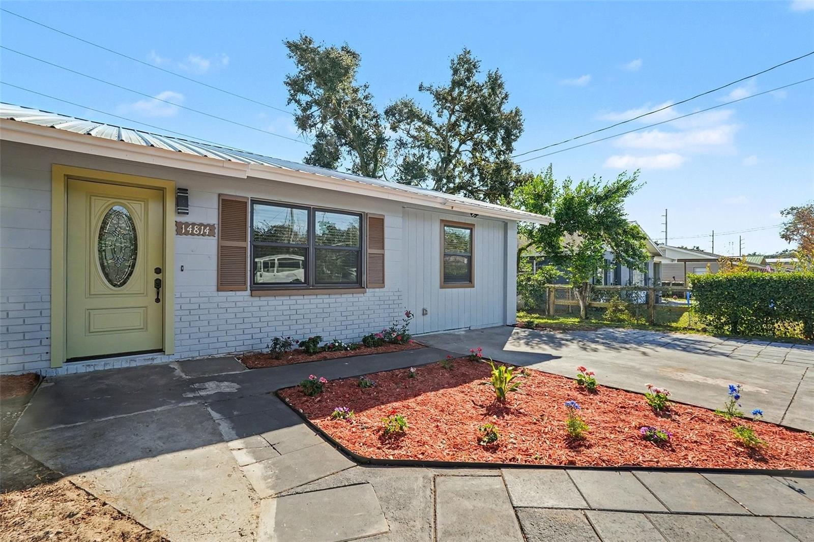 Listing photo id 1 for 14814 11th Street