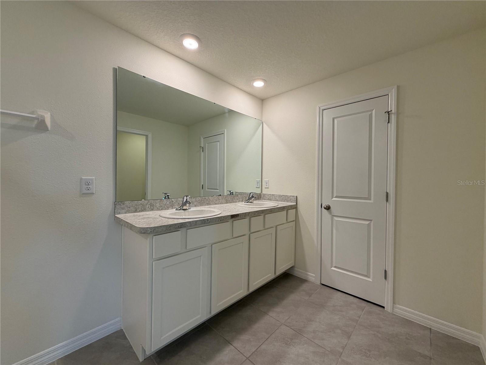 Image 15 of 25 For 12072 Downy Birch Drive