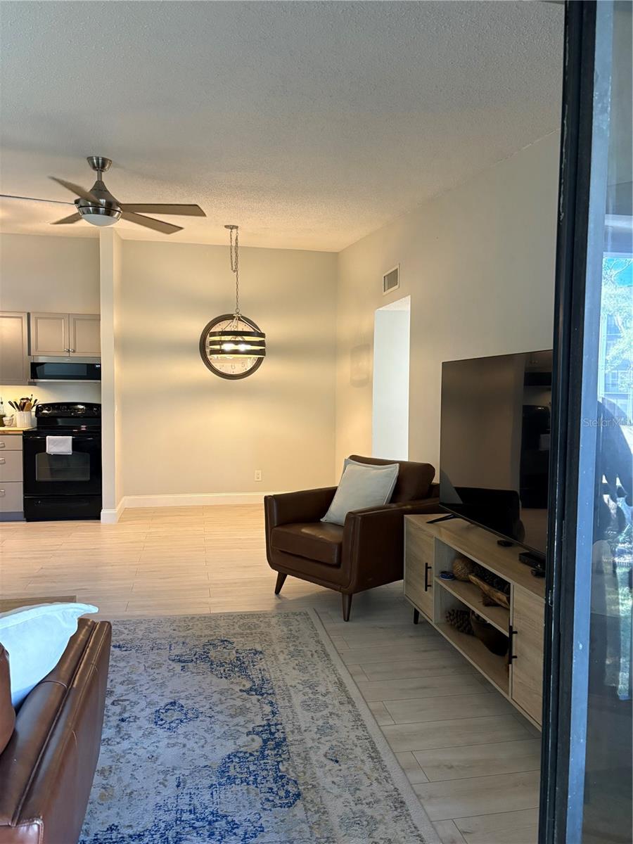 Image 12 of 26 For 3241 Fox Chase Circle N 204