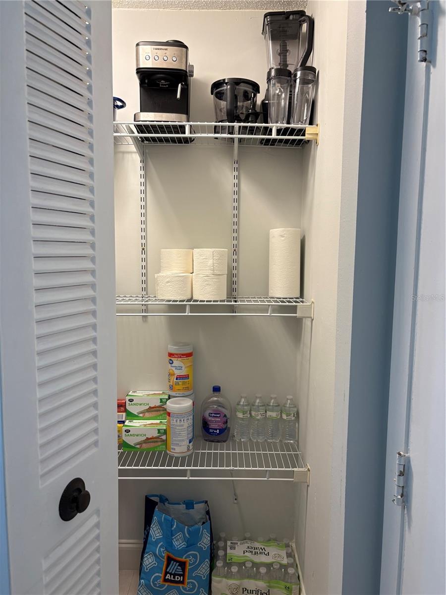 Image 20 of 26 For 3241 Fox Chase Circle N 204