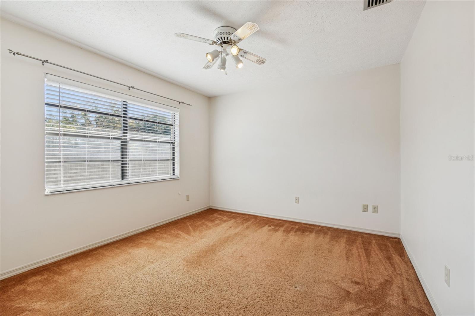 Image 21 of 36 For 6611 Peachtree Drive