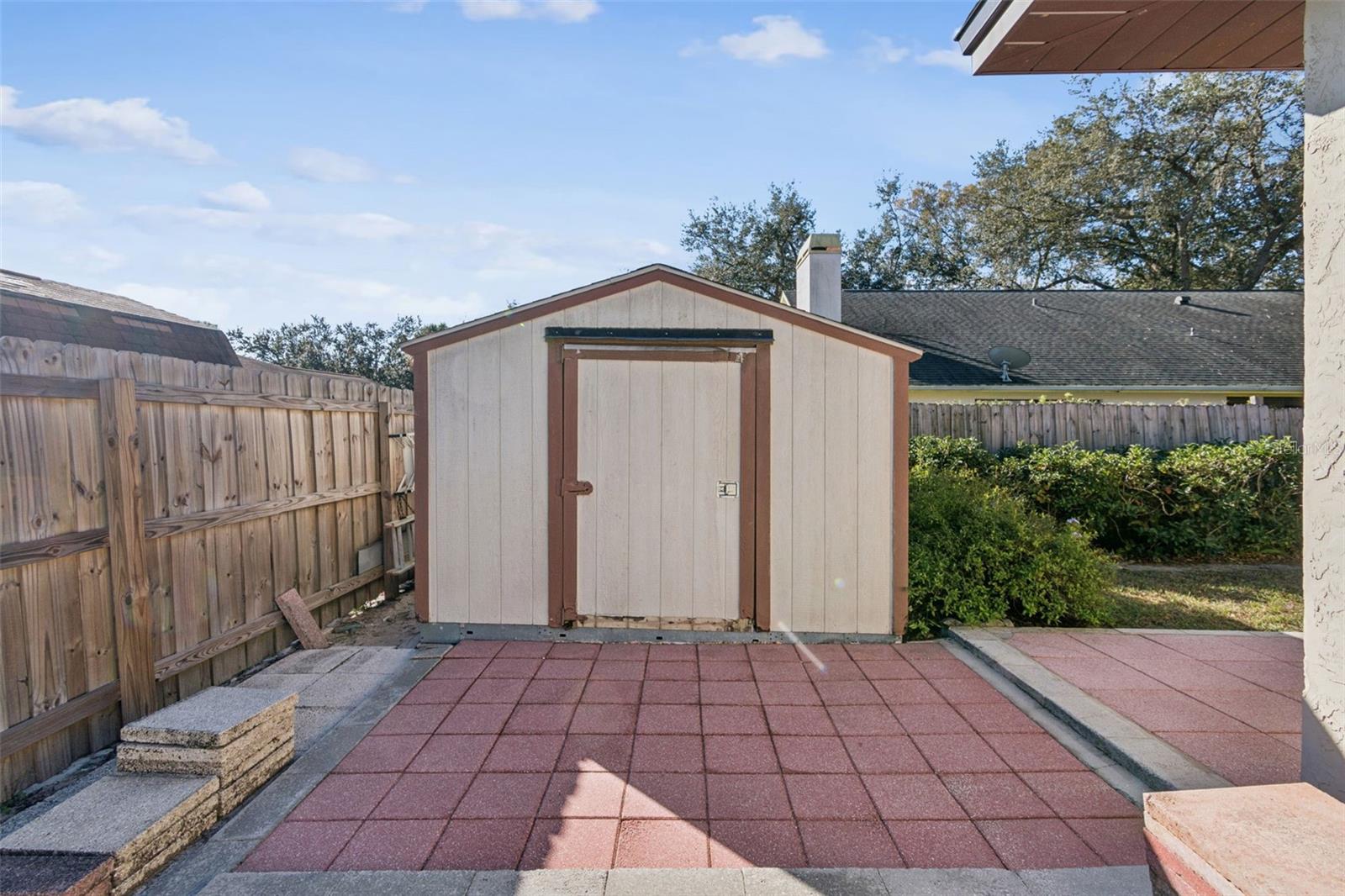 Image 33 of 36 For 6611 Peachtree Drive