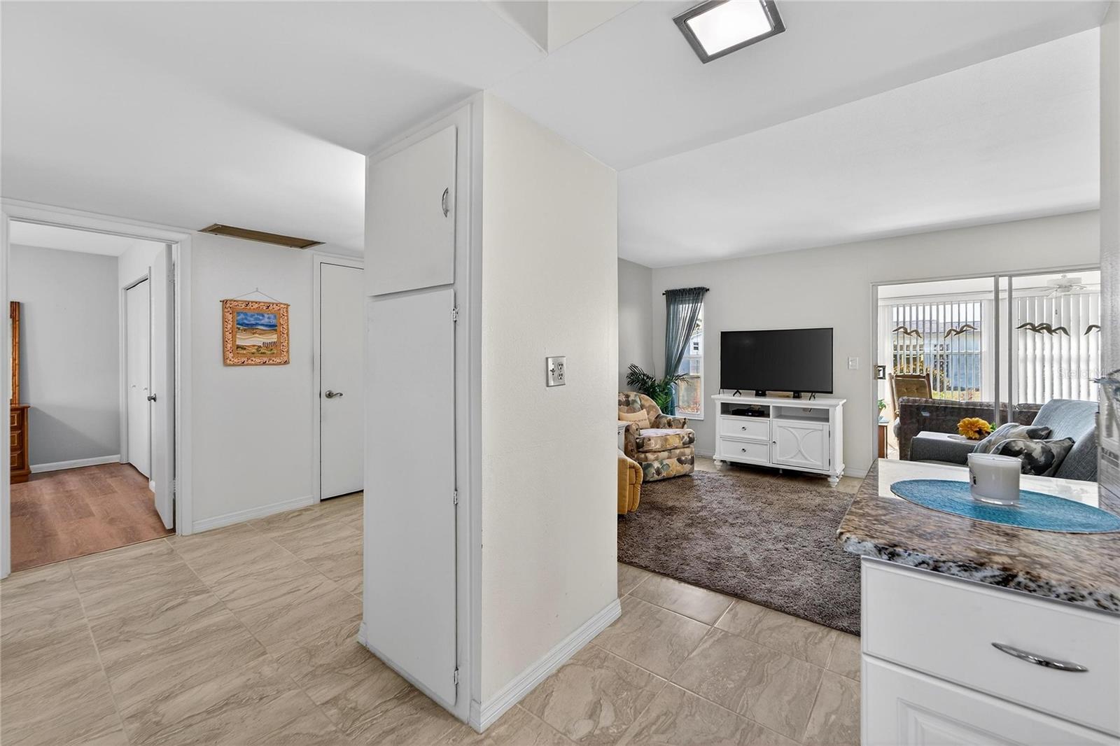 Image 12 of 53 For 1512 Chevy Chase Drive