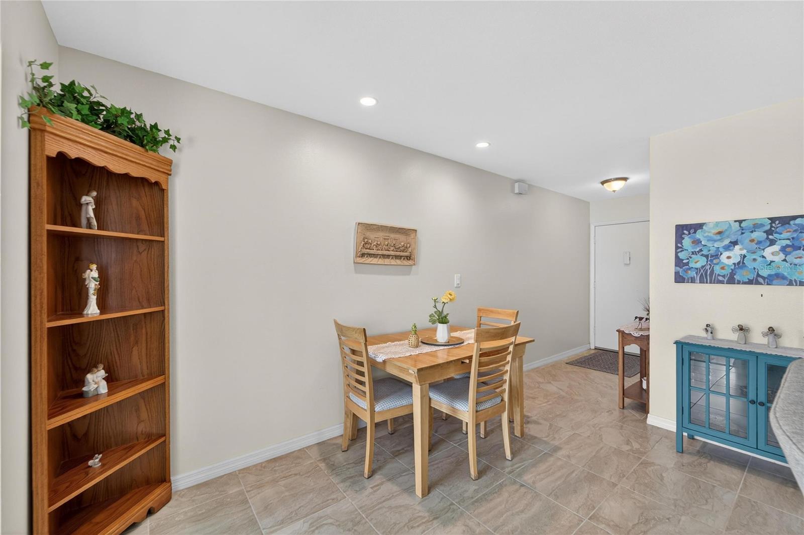 Image 21 of 53 For 1512 Chevy Chase Drive