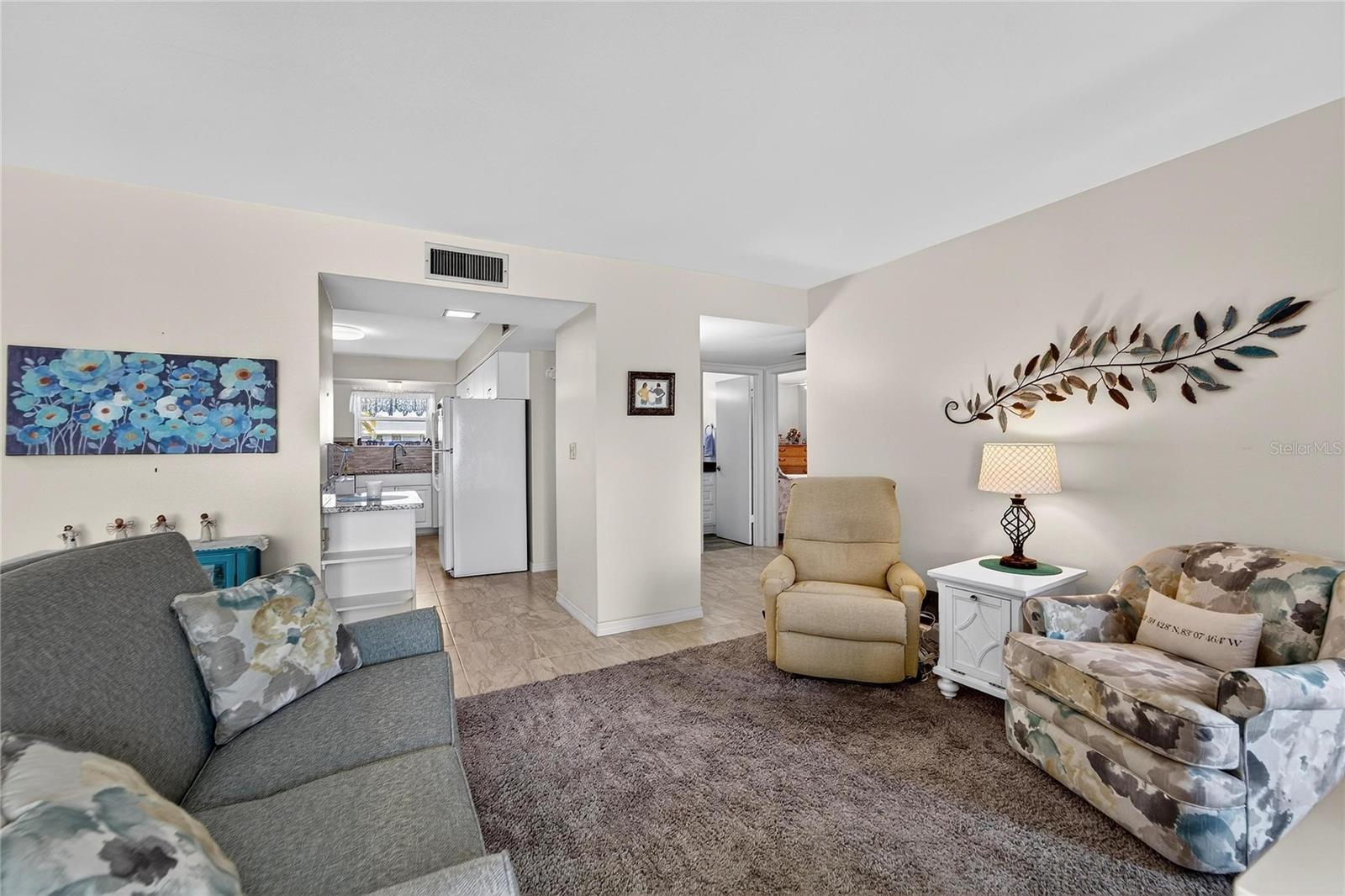 Image 27 of 53 For 1512 Chevy Chase Drive