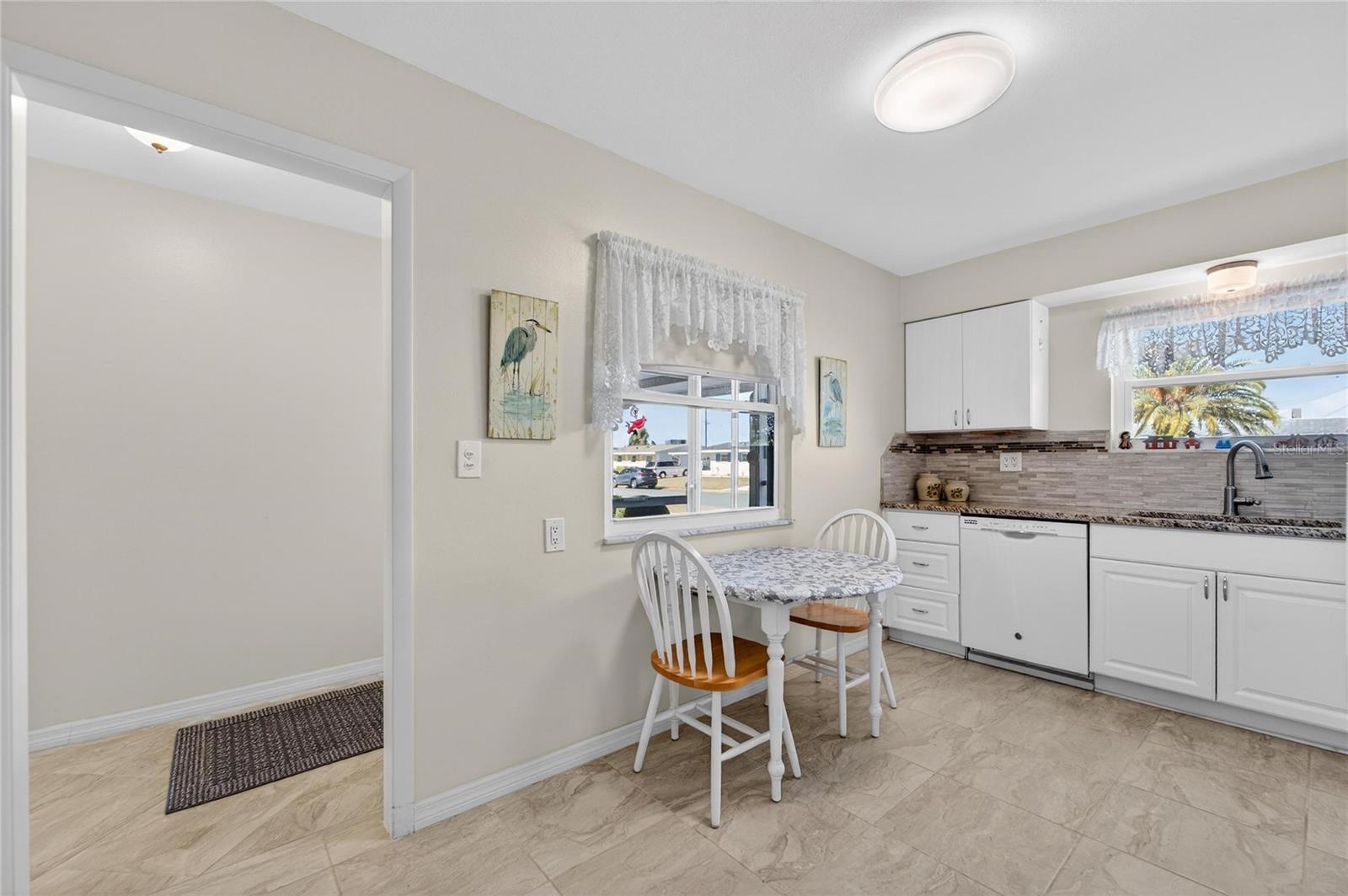 Image 9 of 53 For 1512 Chevy Chase Drive