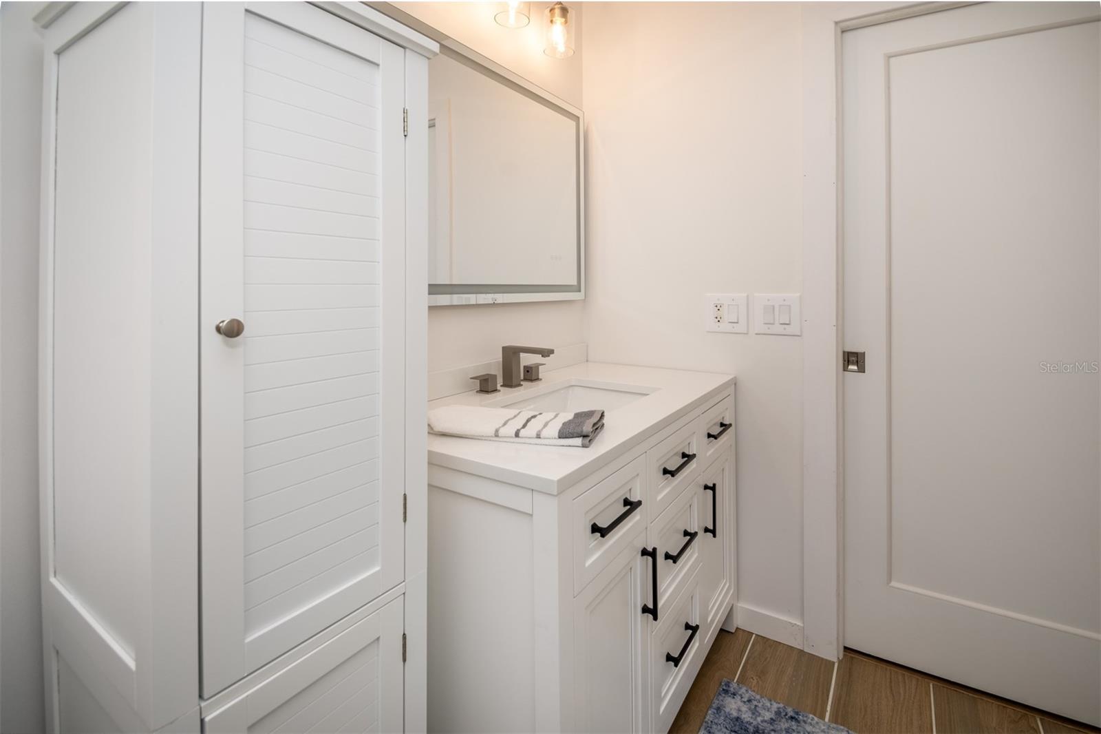 Image 22 of 36 For 128 Boca Ciega Point Boulevard N