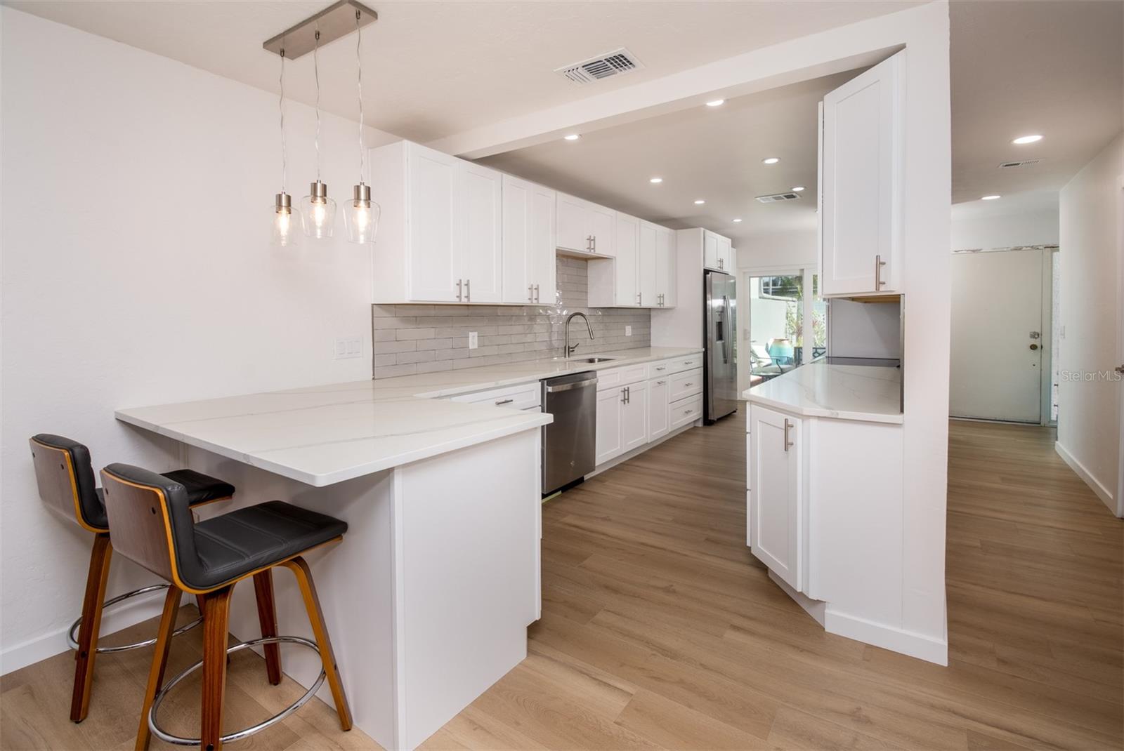 Image 8 of 36 For 128 Boca Ciega Point Boulevard N