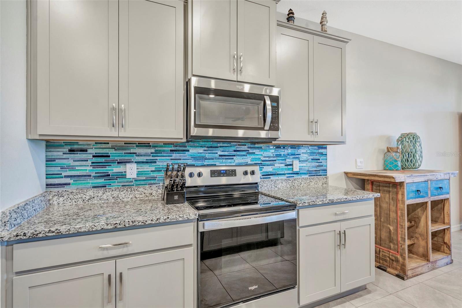 Image 10 of 74 For 16638 Mooner Plank Circle