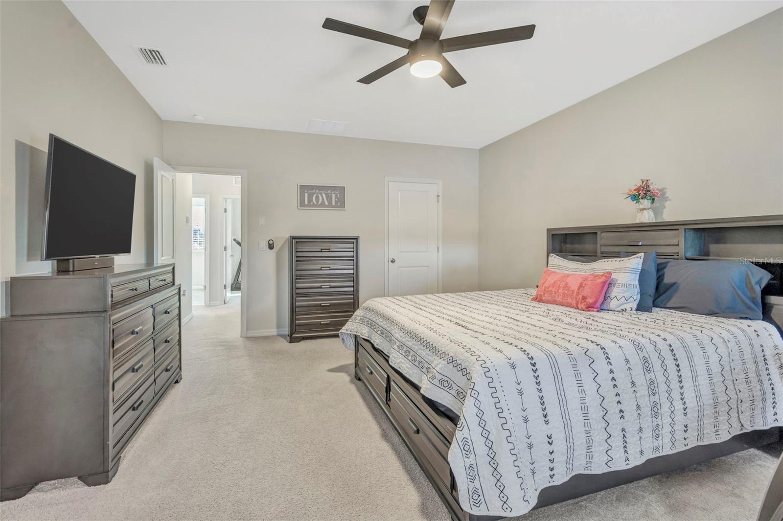 Image 35 of 74 For 16638 Mooner Plank Circle