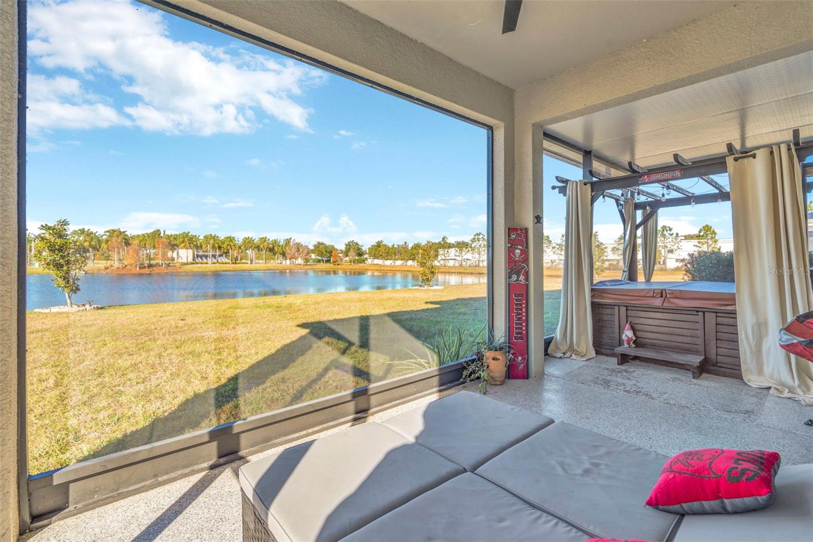 Image 49 of 74 For 16638 Mooner Plank Circle