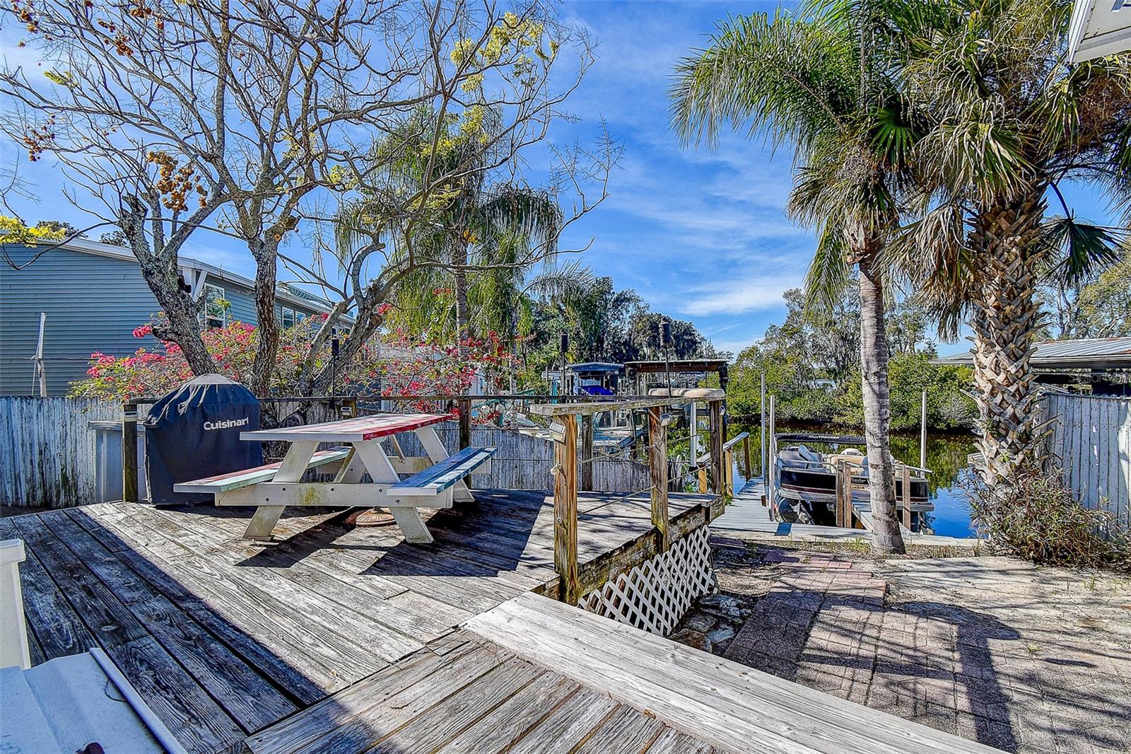 Image 35 of 42 For 505 Riverview Lane