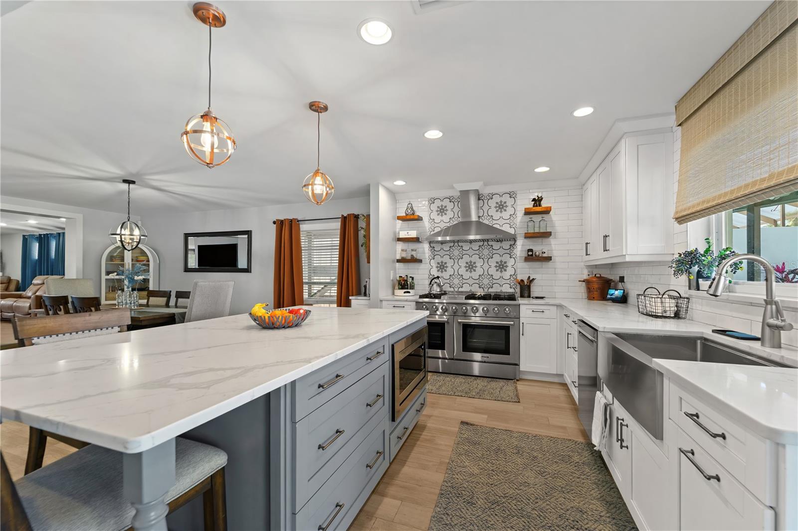 Image 13 of 25 For 5804 Tampa Shores Boulevard