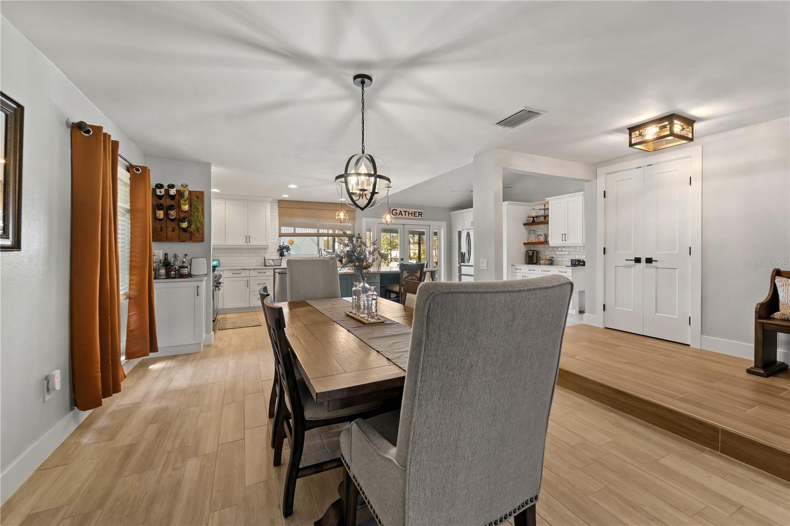 Image 6 of 25 For 5804 Tampa Shores Boulevard