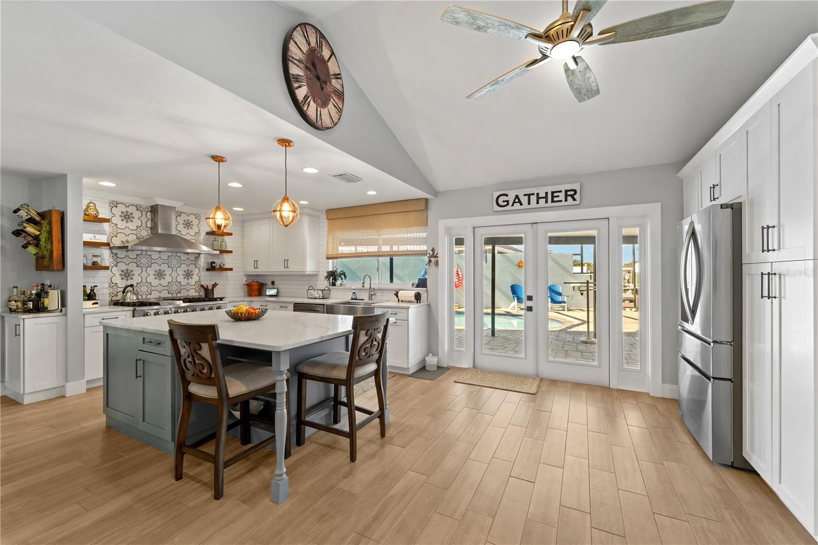 Image 8 of 25 For 5804 Tampa Shores Boulevard