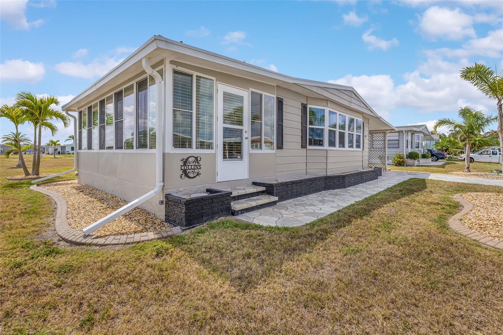 Image 25 of 75 For 639 La Jolla Circle