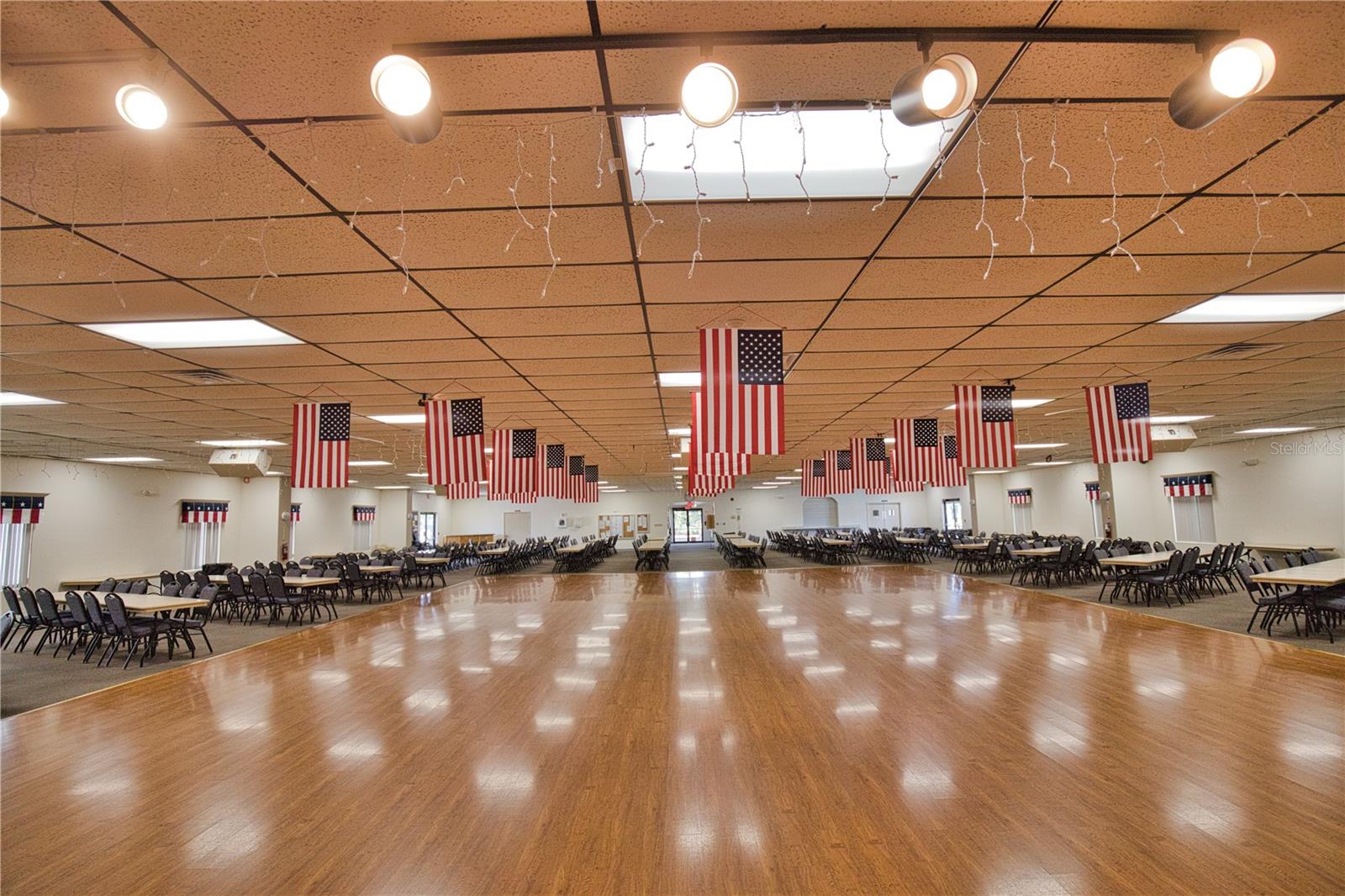 Image 57 of 75 For 639 La Jolla Circle