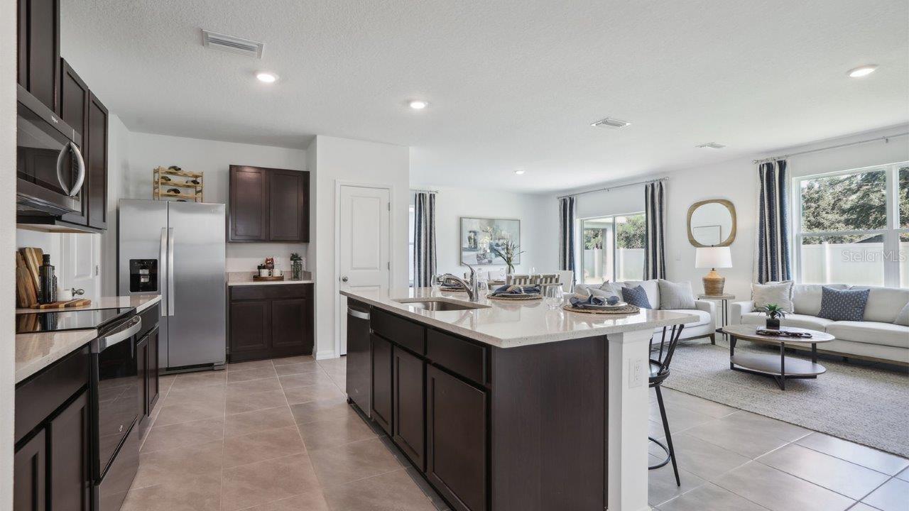 Image 5 of 27 For 5240 Berry Bay Avenue
