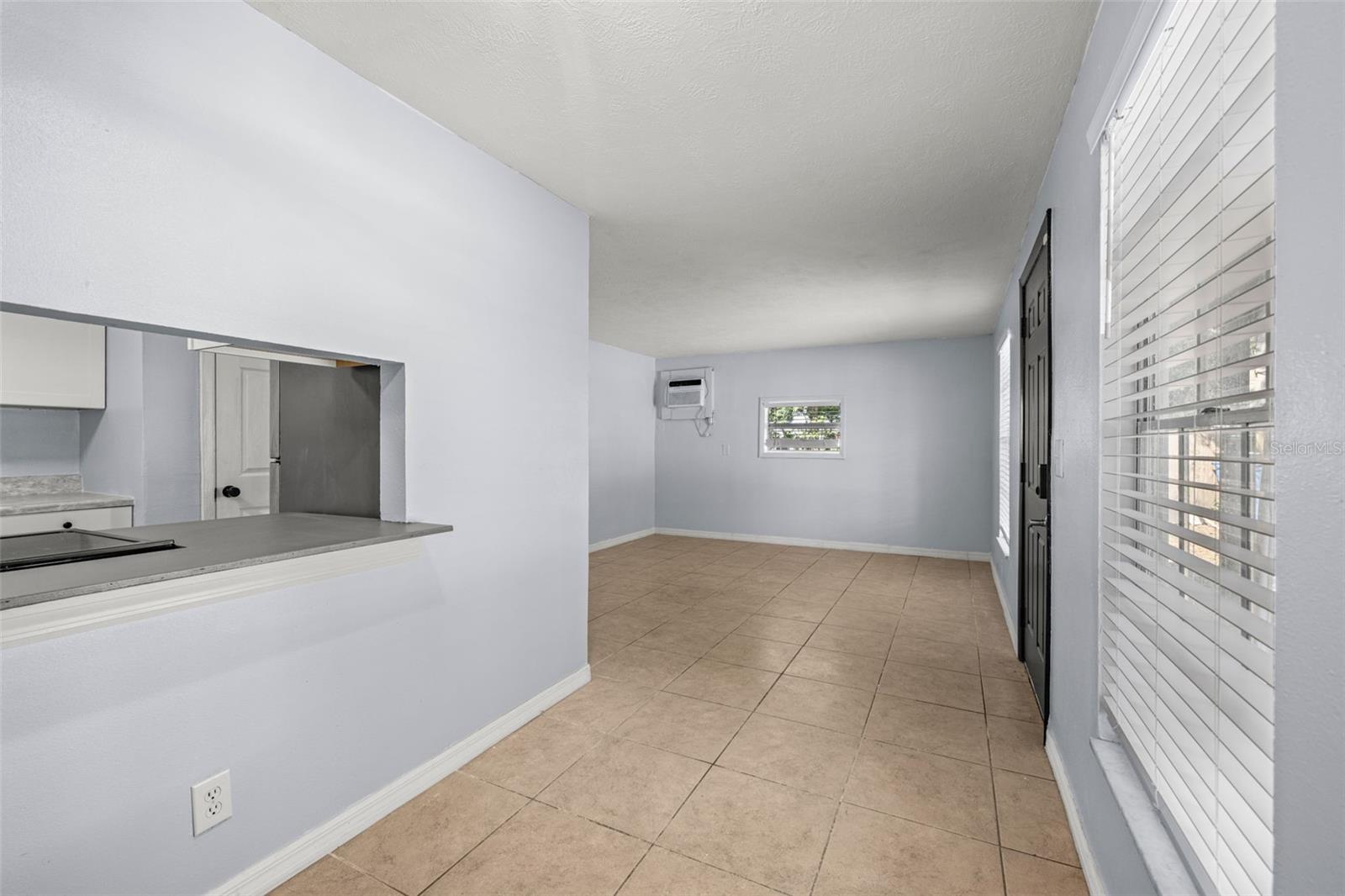 Image 32 of 54 For 1403 College Park Lane