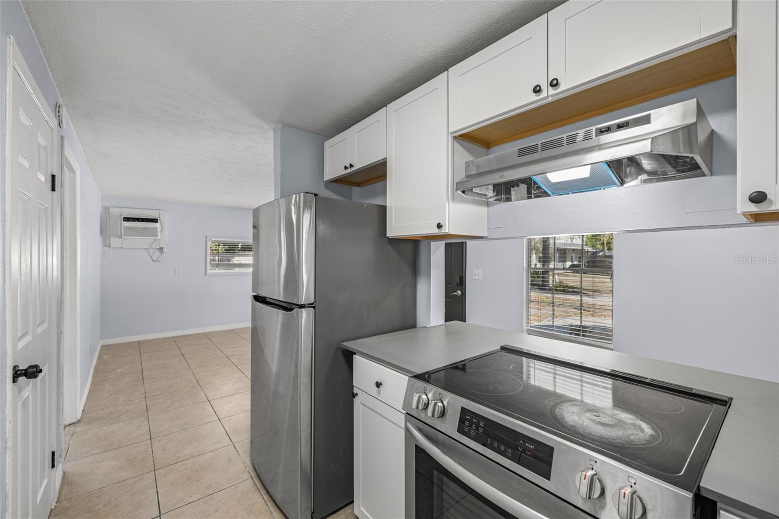 Image 37 of 54 For 1403 College Park Lane