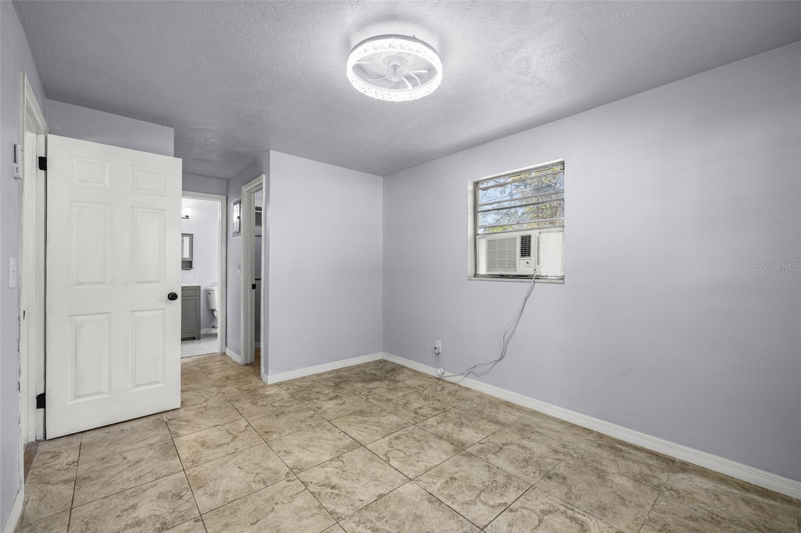 Image 41 of 54 For 1403 College Park Lane