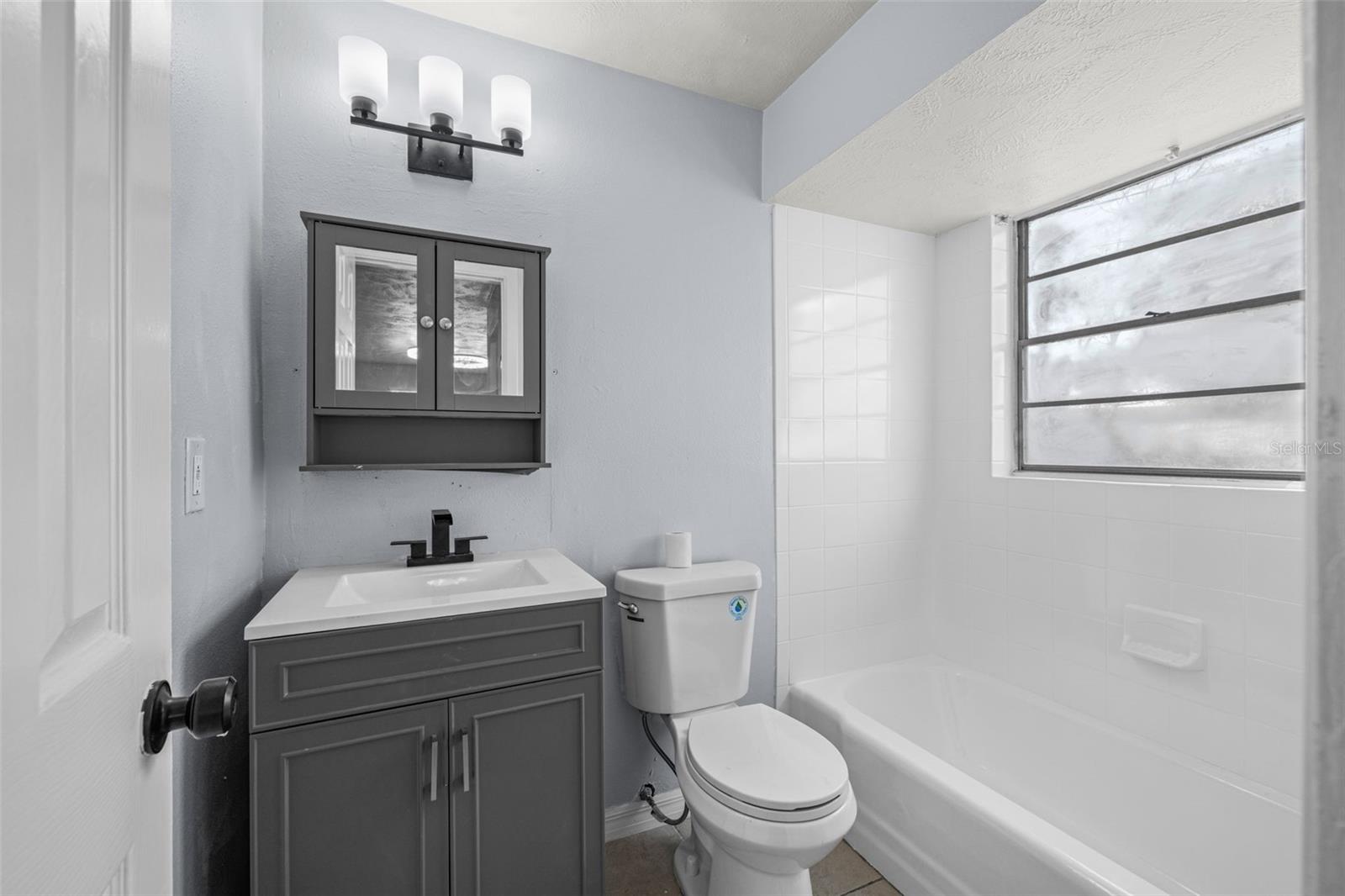 Image 44 of 54 For 1403 College Park Lane