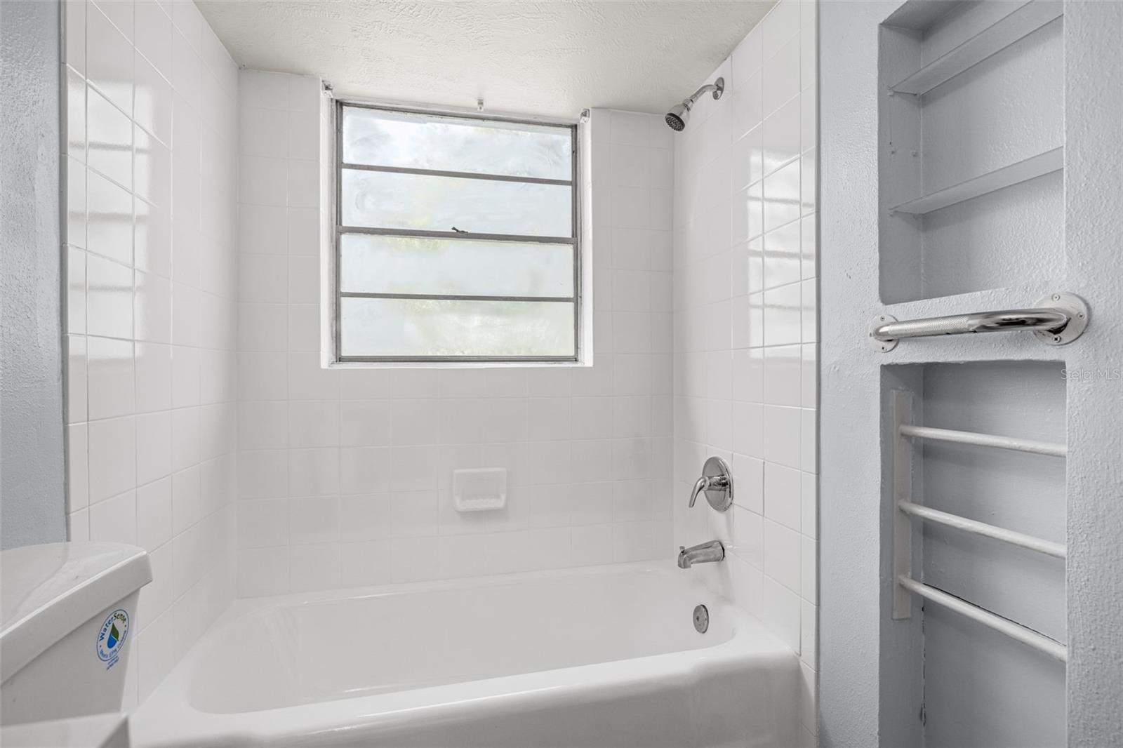 Image 45 of 54 For 1403 College Park Lane