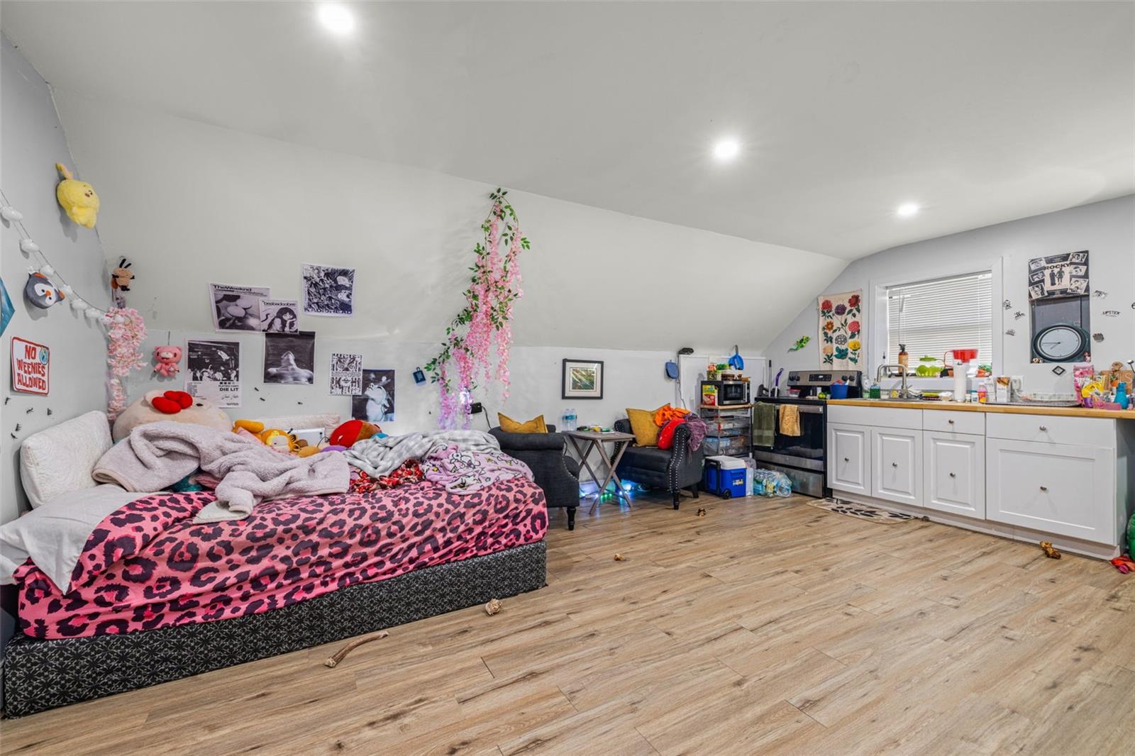 Image 49 of 54 For 1403 College Park Lane