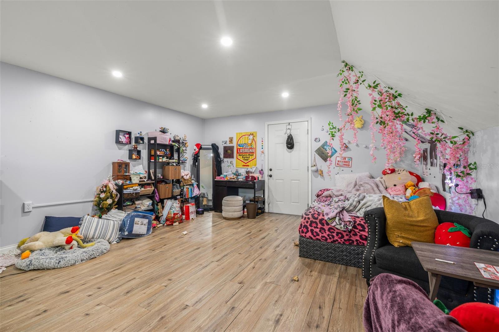 Image 51 of 54 For 1403 College Park Lane