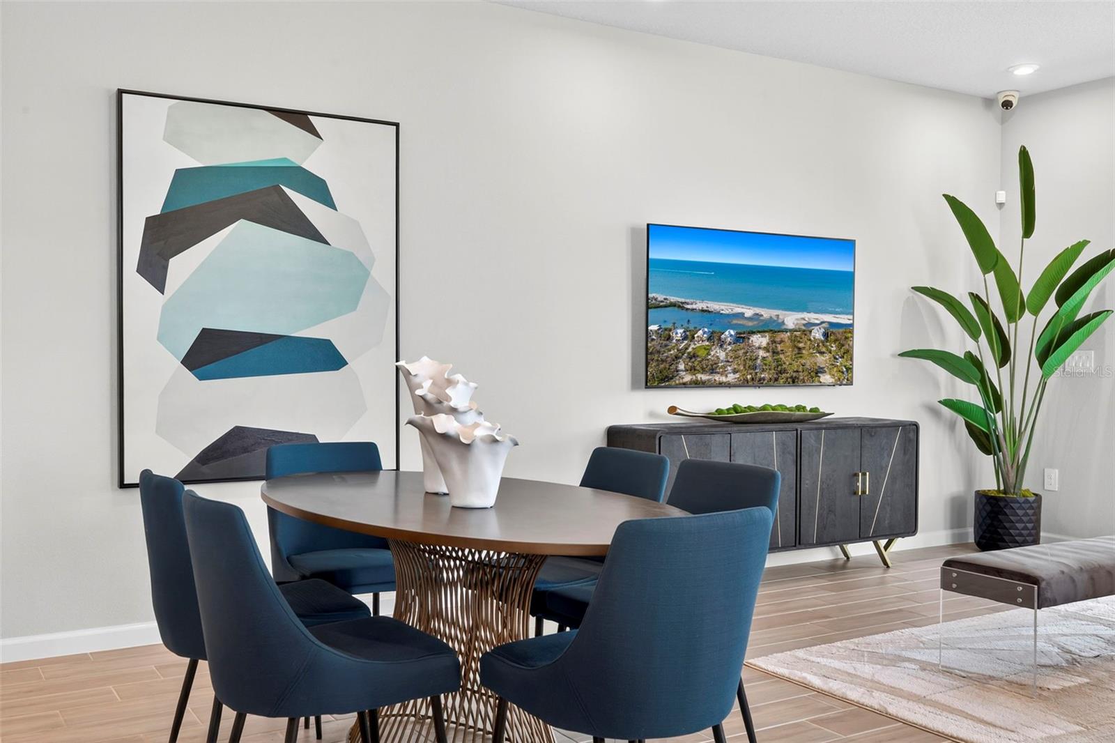 Image 10 of 34 For 9135 Aurelia Avenue