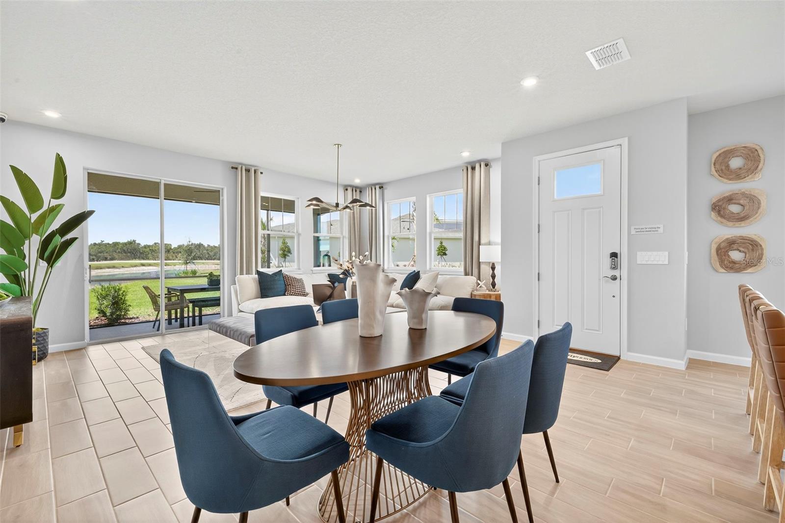 Image 11 of 34 For 9135 Aurelia Avenue