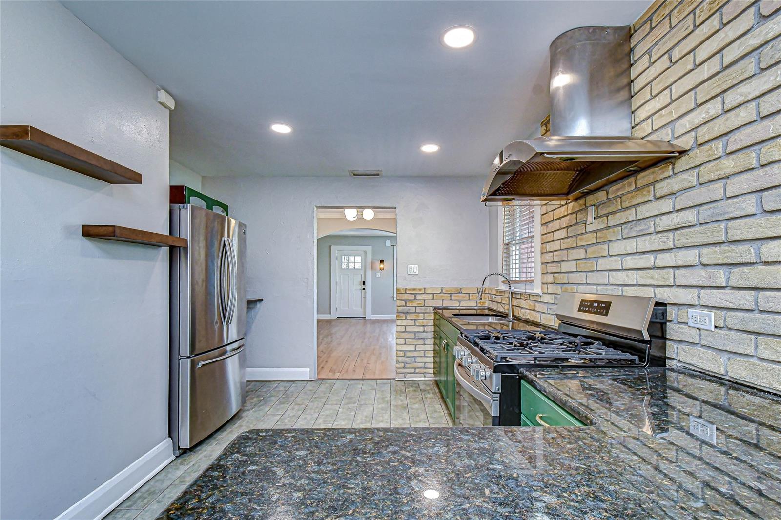 Image 11 of 34 For 5915 Otis Avenue