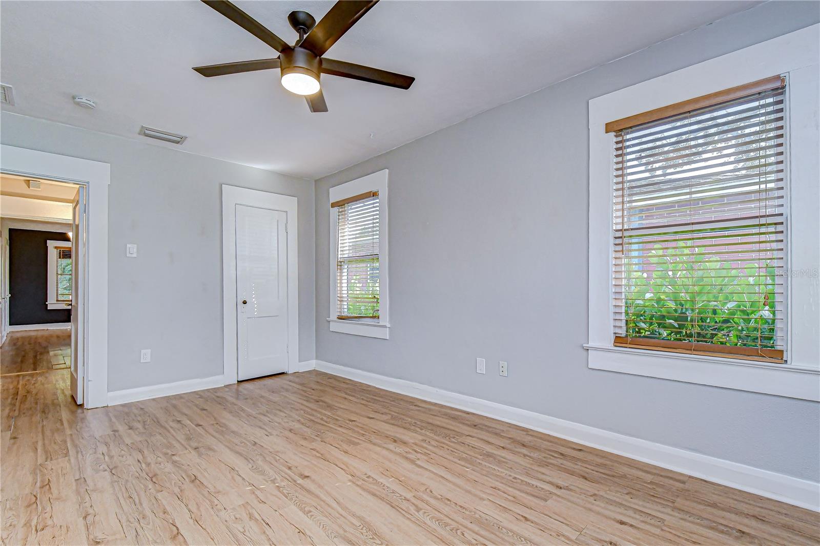 Image 20 of 34 For 5915 Otis Avenue