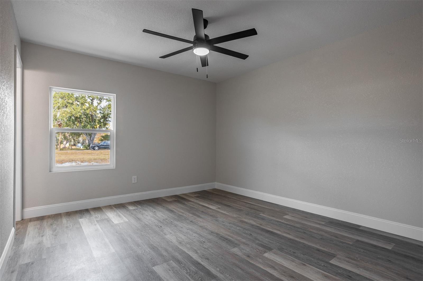 Image 15 of 45 For 9331 Edison Road